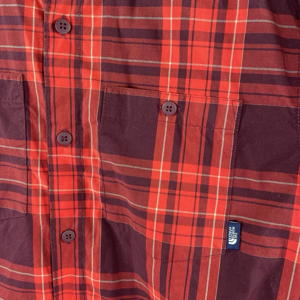 The North Face Shirt men's Medium Button Up Vented Fishing Roll Tabs Red Plaid